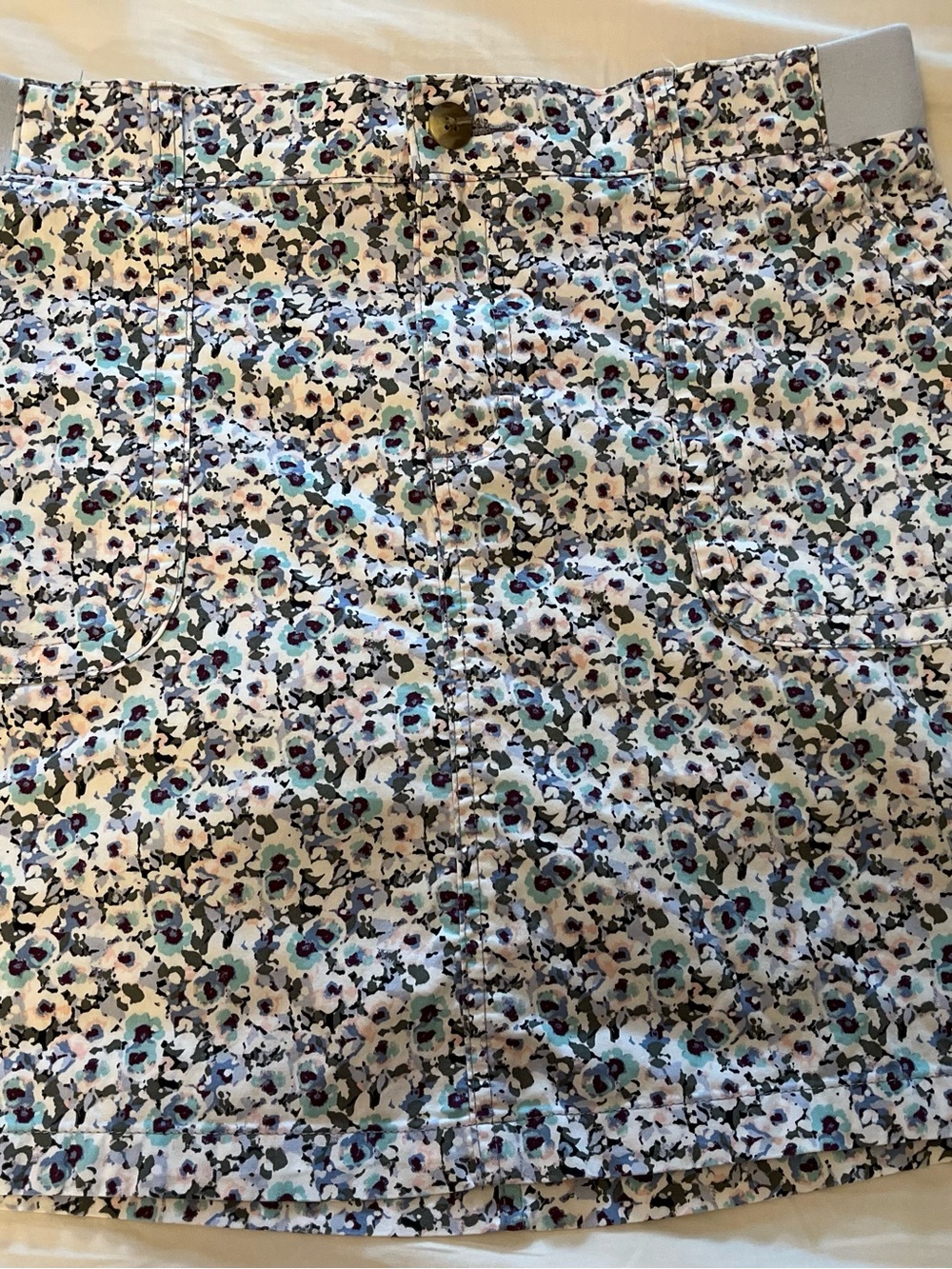 Lee Floral Print Skort in White, Teal, Olive, Burgundy